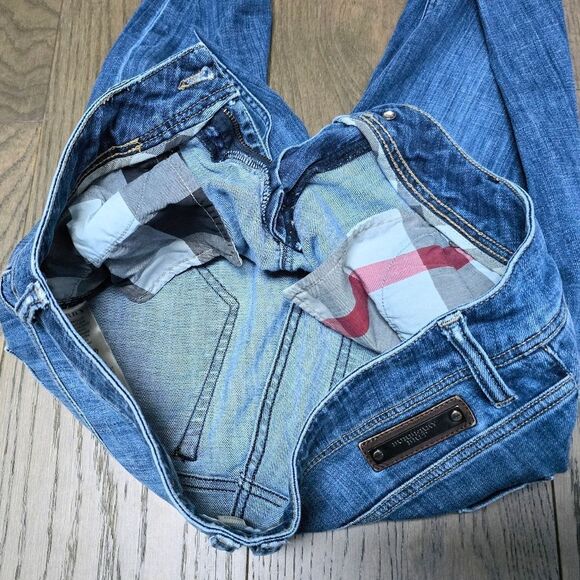 Burberry Brit Kensignton Low Rise Skinny Slim Jeans in Medium Wash - Picture 6 of 14